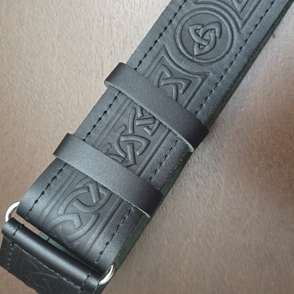 KILT BELT Black Leather Men's Belt velcro - Picture 2 of 4